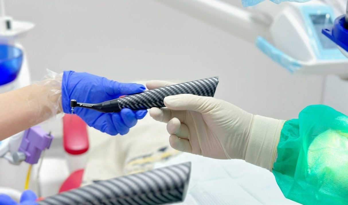 Caso Clínico Endodoncia con Ergonomía  del Endo motor